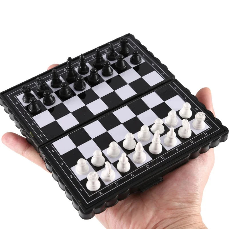 Thinkoro Magnetisches Schachspiel Kinder – Faltbares Lernspiel aus Kunststoff für Reisen & Zuhause