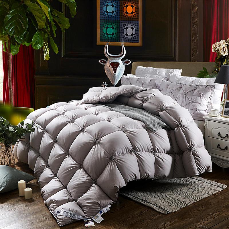PlumeLux – Winter Bettdecke 100% Gänsedaunen gesteppt – Warm & Luxuriös