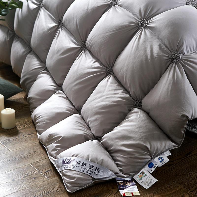 PlumeLux – Winter Bettdecke 100% Gänsedaunen gesteppt – Warm & Luxuriös